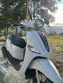 Yamaha D'elight 125