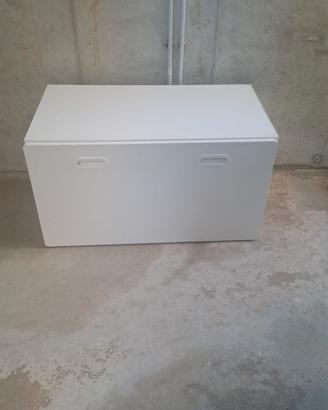 panca con cassettone e cuscino Ikea