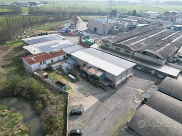 CAPANNONE A QUINZANO D'OGLIO