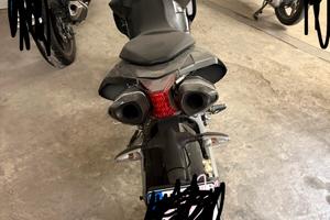 Aprilia dorso duro 750