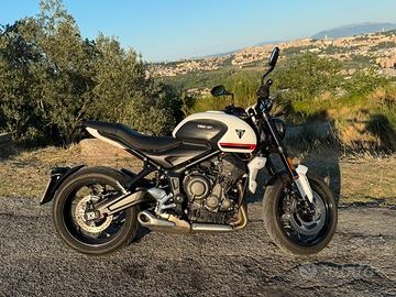 Triumph trident 660