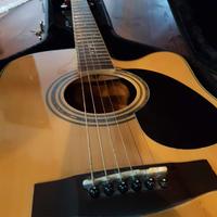 Chitarra acustica Mitchell MD 100