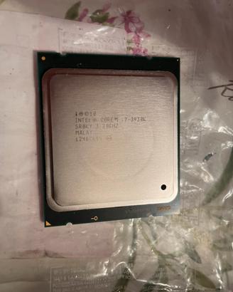 Processore Intel Core i7-3930K (Socket LGA 2011)