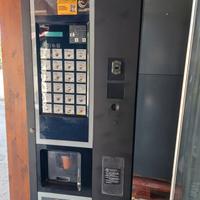 Distributore automatico caffé bianchi