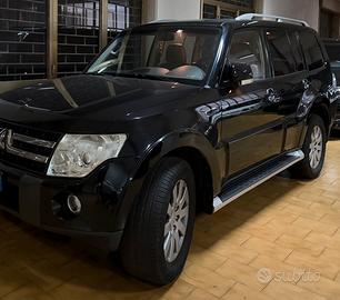 Mitsubishi Pajero  3.2 - 7 posti