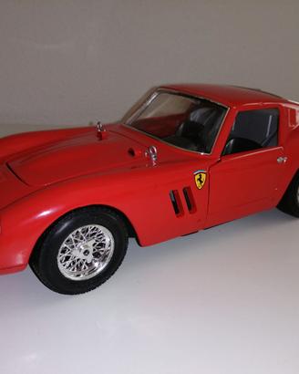 FERRARI 250 GTO 1962 SC. 1:18