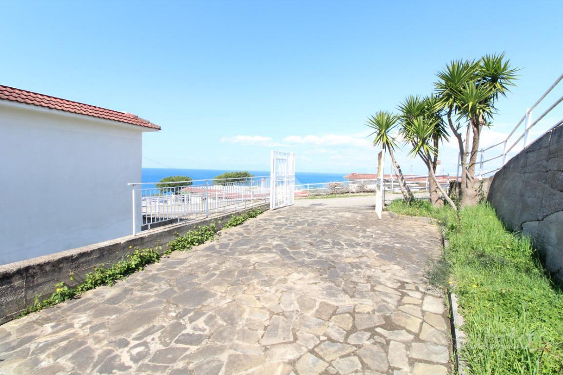 BIFAMILIARE A AGROPOLI - Vista 3