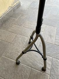 Bastone a tre appoggi