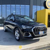 AUDI Q3 35 TFSI S tronic Business Advanced