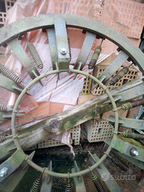 Ruote per trattori con pattini in ferro applicabil