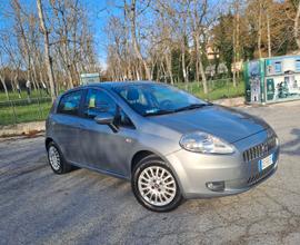 FIAT Grande Punto - 2009