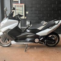 Yamaha TMax 500 white anniversary 2010