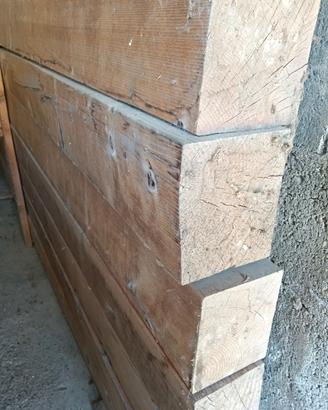 travi di legno lavorato