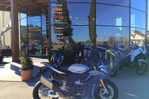 Aprilia Tuono V4 1100 Shark Grey