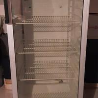 Frigorifero professionale serie Medika con vetrina