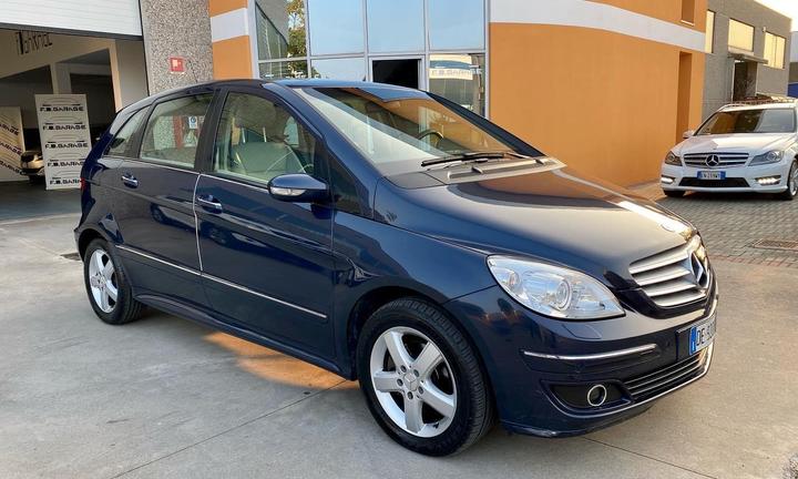 Mercedes classe B 200 cambio manuale