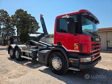 SCANIA 94D SCARRABILE + CARICATORE RAGNO