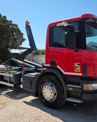 SCANIA 94D SCARRABILE + CARICATORE RAGNO