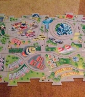 Pista città a puzzle
