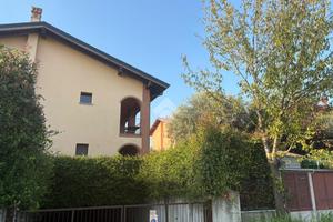 3 LOCALI A LENTATE SUL SEVESO