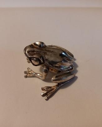 Ranocchio in miniatura in argento massiccio 800