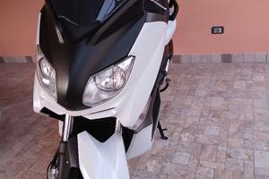 Yamaha Xmax 250