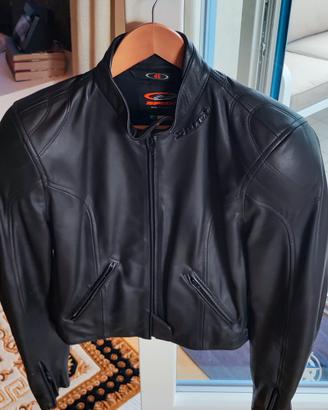 Giubbotto donna in pelle da motociclista 