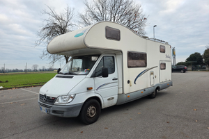 Mercedes Sprinter McLouis Stirling - 2003