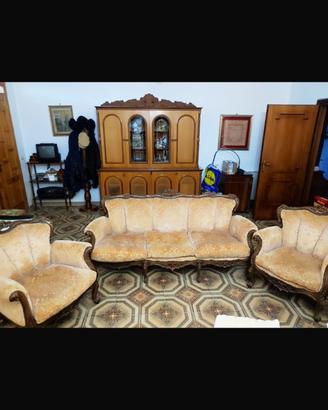 Divano e due poltrone