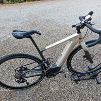 Cannondale e-gravel topstone neo