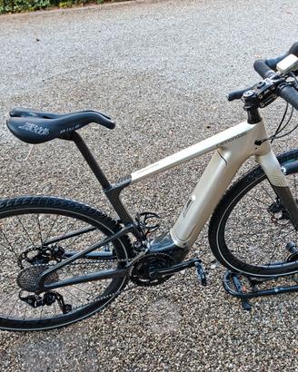 Cannondale e-gravel topstone neo