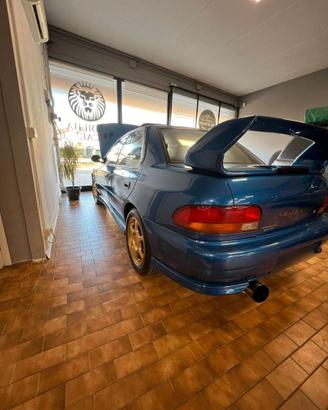 Subaru Impreza Turbo 4X4 ( TETTO APRIBILE )