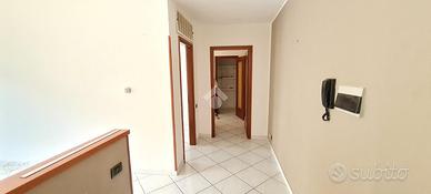 3 LOCALI A COSTA DI MEZZATE