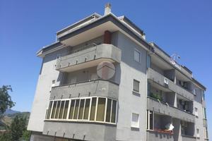 3 LOCALI A MENDICINO