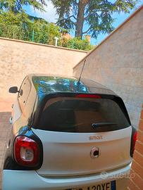 automobili 