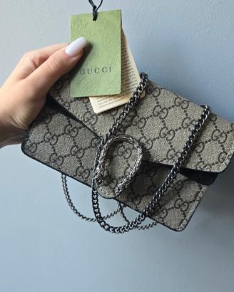 Borsetta Gucci Dionysus con catena