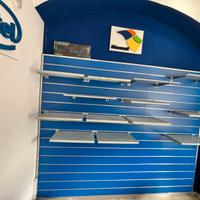 pannellatura a muro per mensole