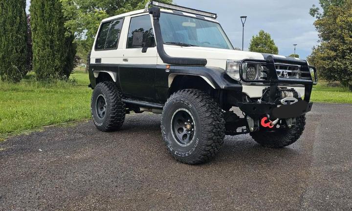 Toyota Land Cruiser BJ71 anno 1988