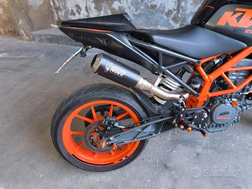 KTM Duke 125