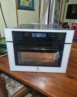 forno ad incasso marca Electrolux 