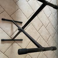 Batteria gear4music con supporto