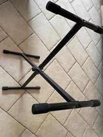 Batteria gear4music con supporto