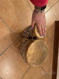 Tamburo con pelle vera