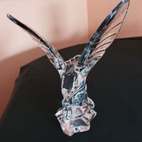 Aquila di cristallo creata da Catherine de Sousa