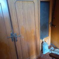 Quattro porte di faggio piu una porta vetrata