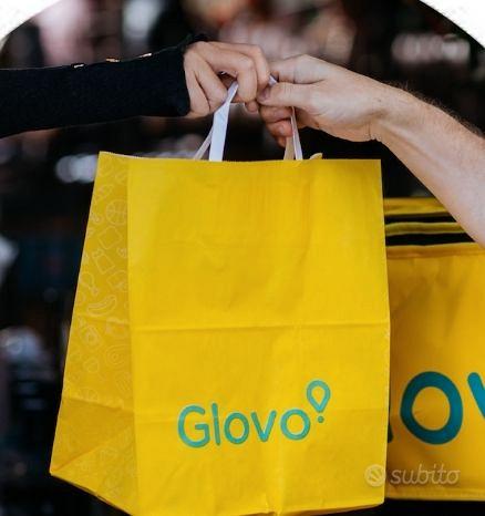 Acquista Buste di carta medie Glovo 34x14x39 su Glovo Store