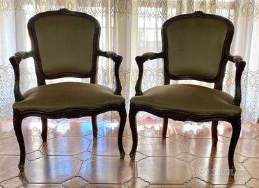 Due sedie da salotto