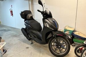 Scooter Beverly 310 S