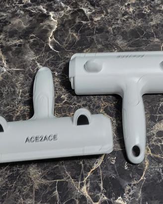 Due spazzole togli peli ACE2ACE