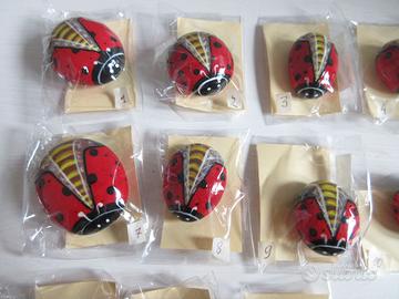 Pietra dipinta a mano. Coccinella. Prezzo per 1 pz